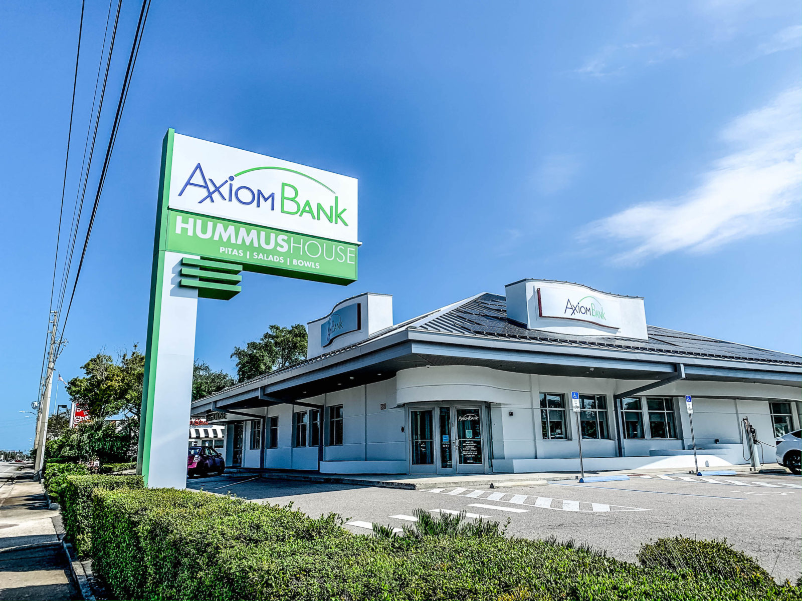 Winter Park location of Axiom Bank.