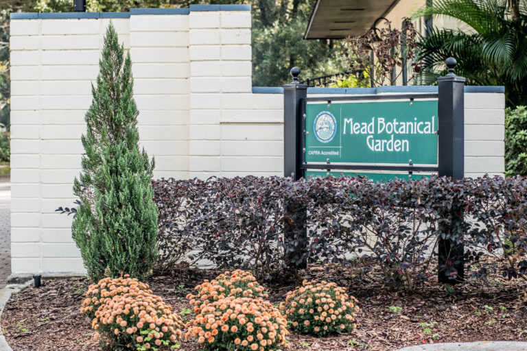 Mead Botanical Garden sign.