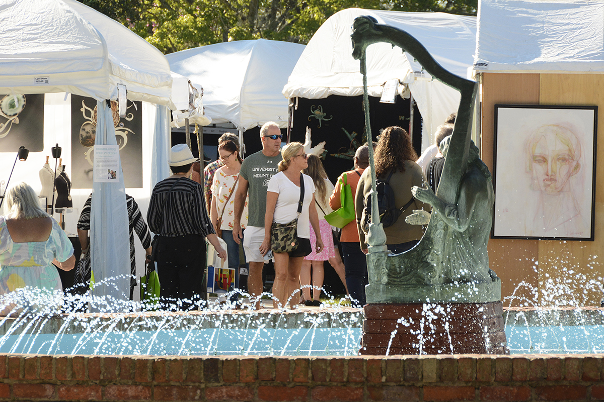 Scenes from the 49th Annual Winter Park Autumn Art Festival · the32789