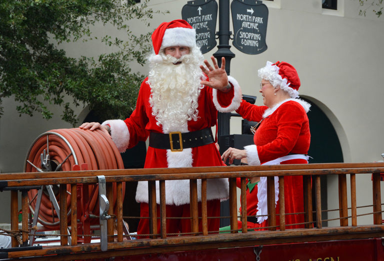 Scenes from the 71st Annual Winter Park Christmas Parade · the32789